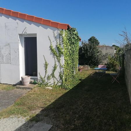 Apartament Studio Prive Saint-Aignan-Grand-Lieu Zewnętrze zdjęcie